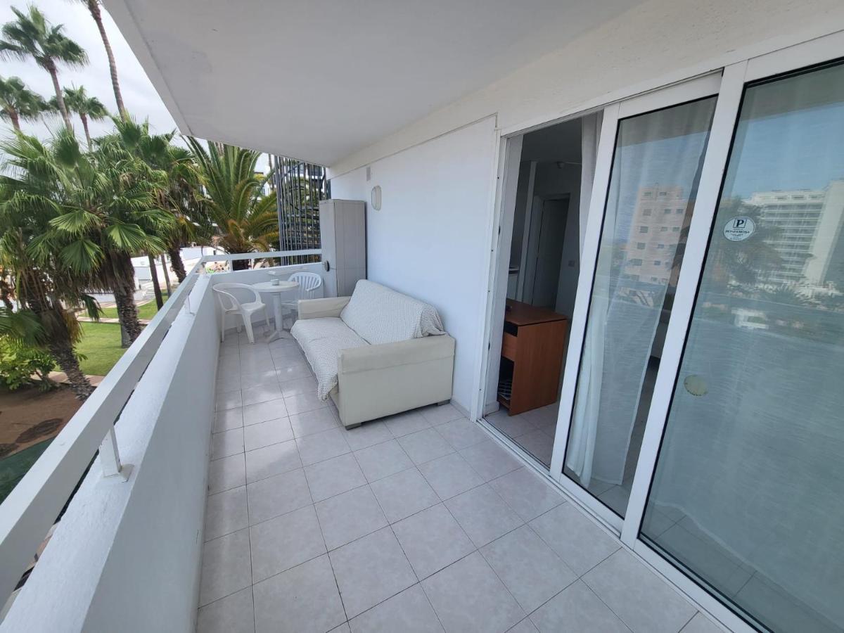 Cozy Apartment Near The Beach Playa de las Américas Kültér fotó